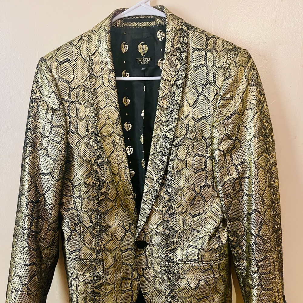 TWISTED TAILOR SKINNY SUIT IN GOLD SNAKE PRINT